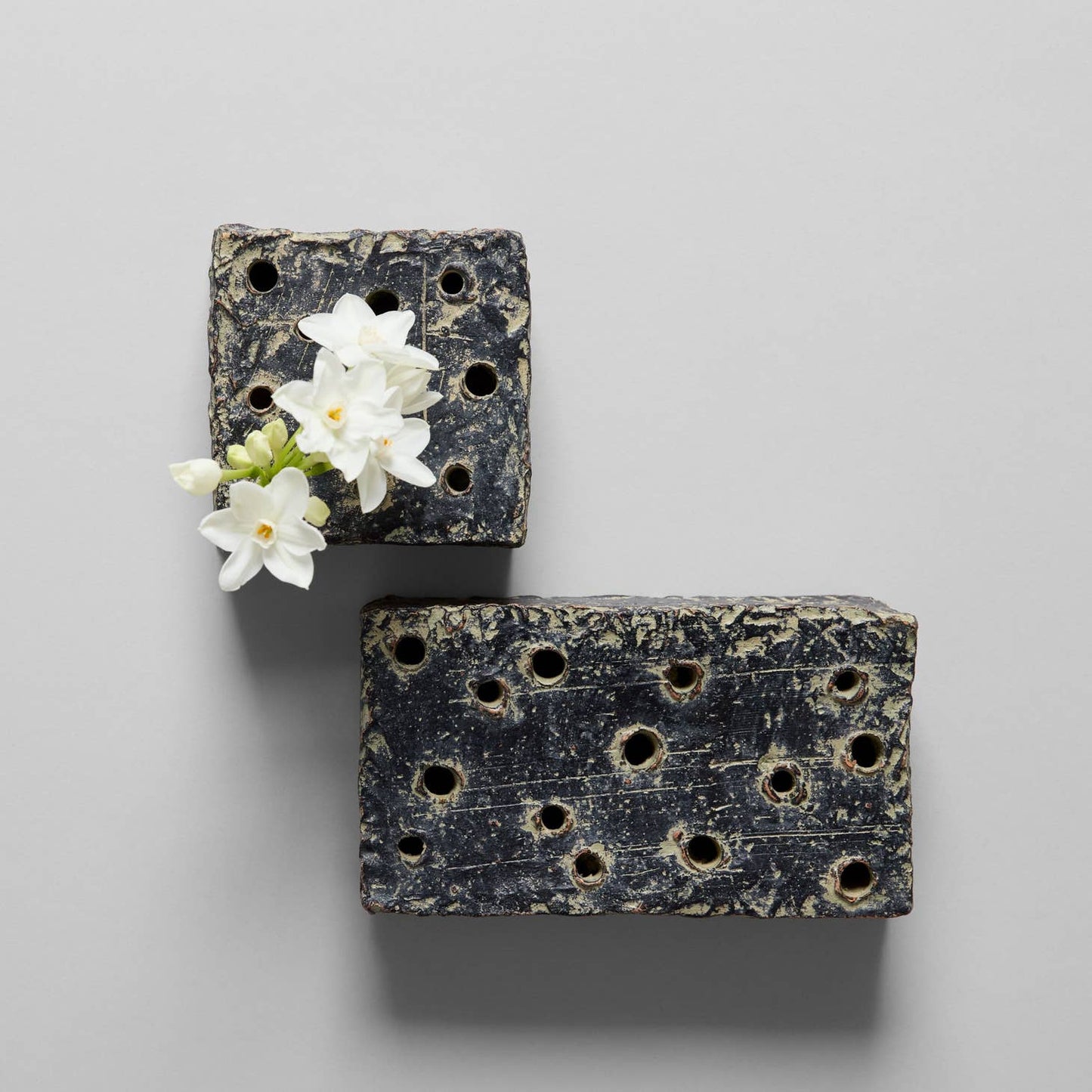 Ceramic Frogs Block